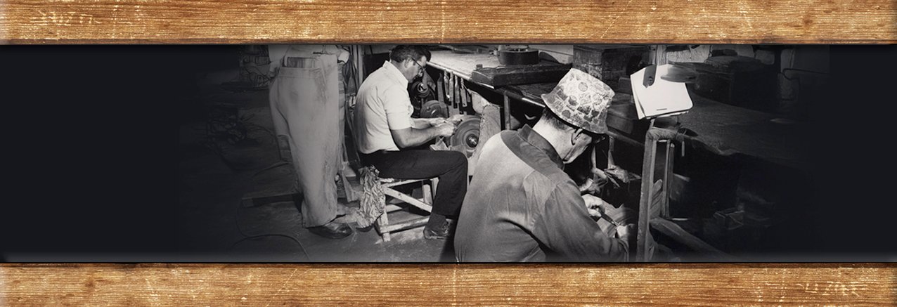 KA-BAR Father's Day Banner.  Dad working in factory.