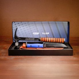 KA-BAR x Estwing Packaging